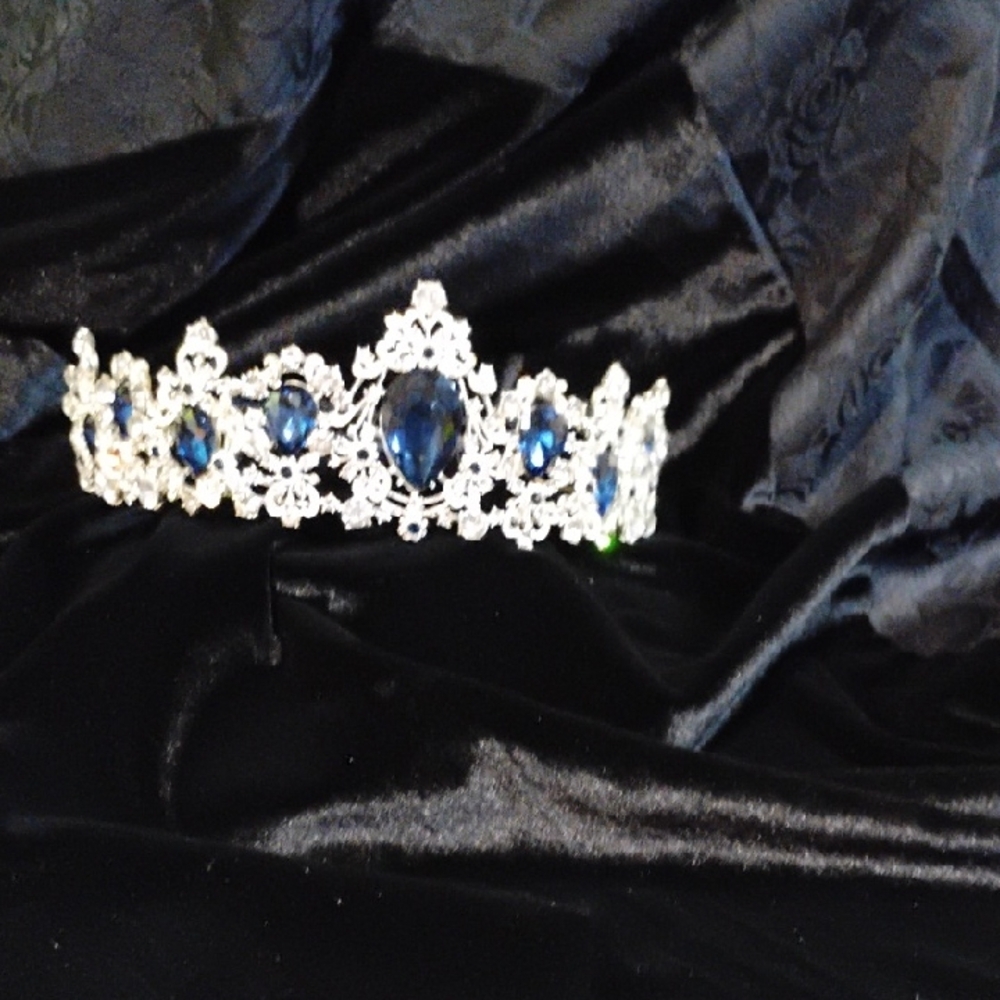 Elegant Silver and Blue Rhinestone Tiara